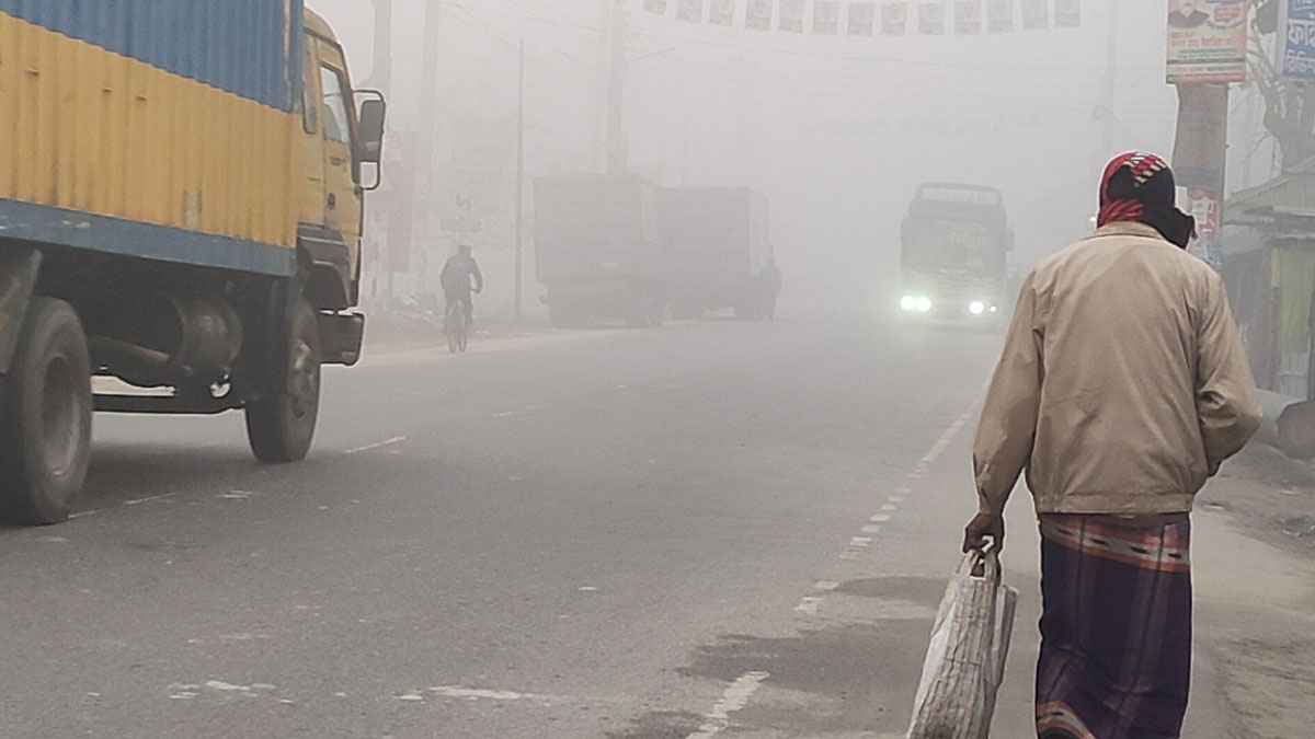 ১১.৬ ডিগ্রি সেলসিয়াস তাপমাত্রায় কাঁপছে নীলফামারী