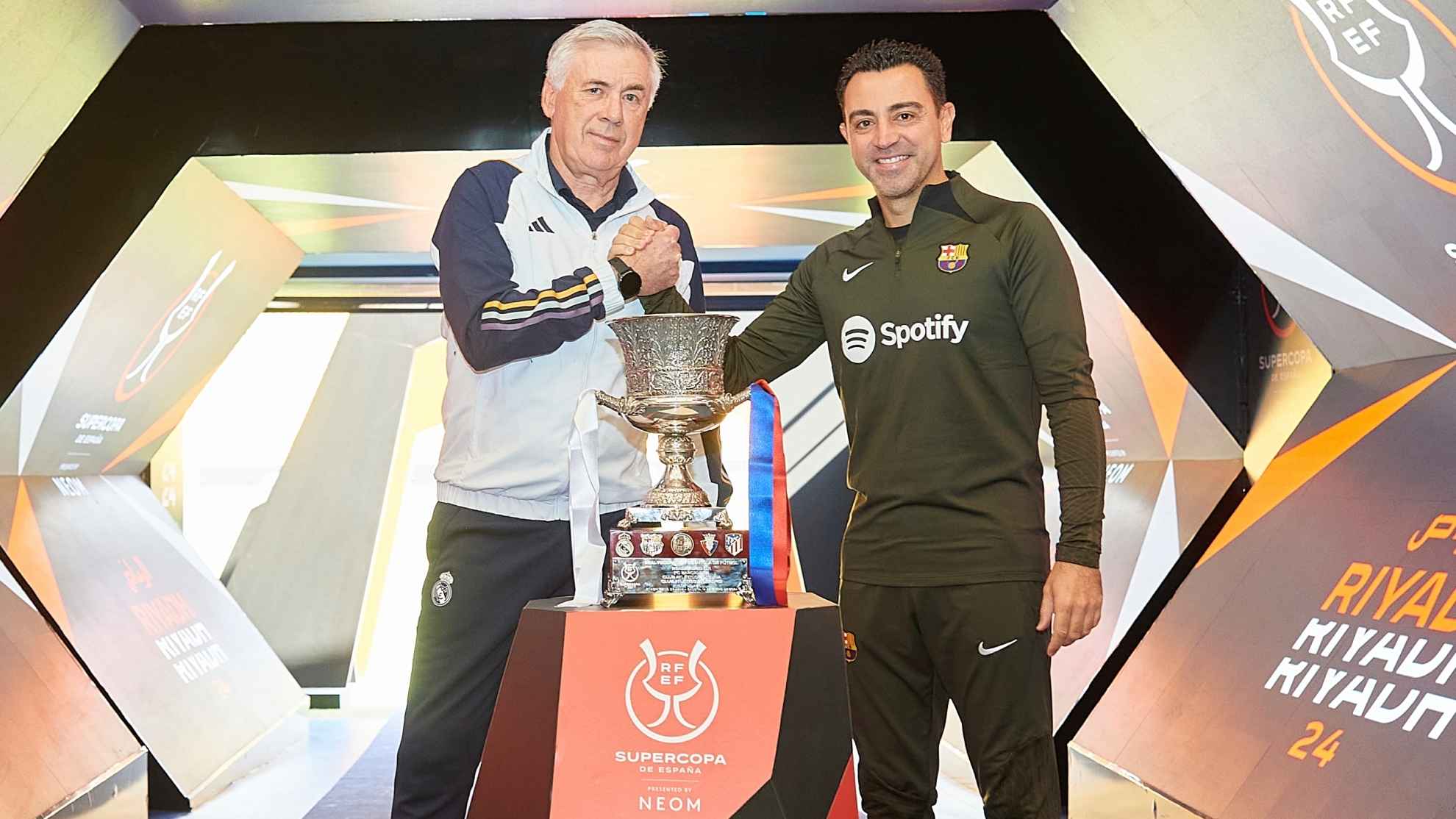 এল ক্লাসিকোর উত্তাপ মোবাইলে দেখবেন যেভাবে