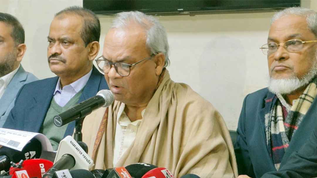 সরকার নির্বাচনকে পচে-গলে বিকৃত করেছে: রিজভী