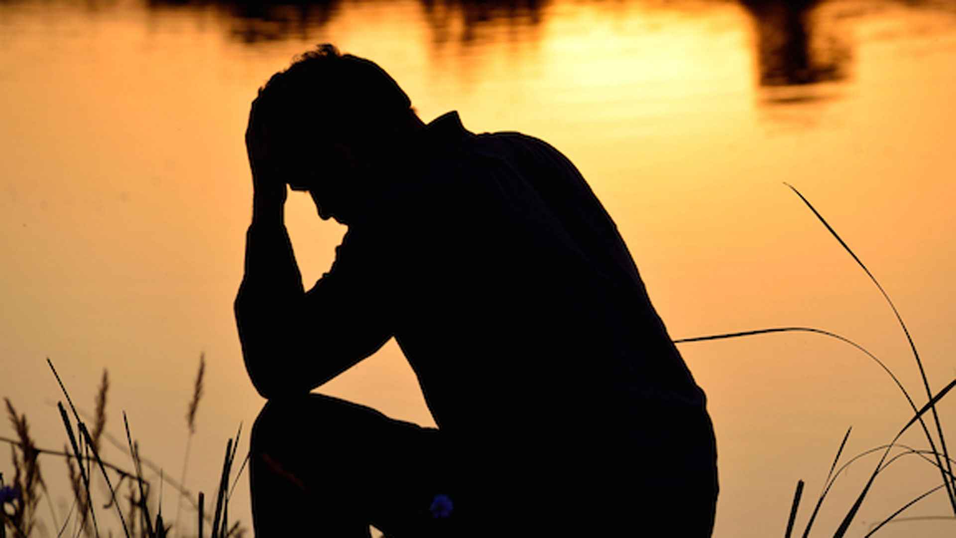 পুরনো প্রেমের স্মৃতি ভুলবেন কী করে?