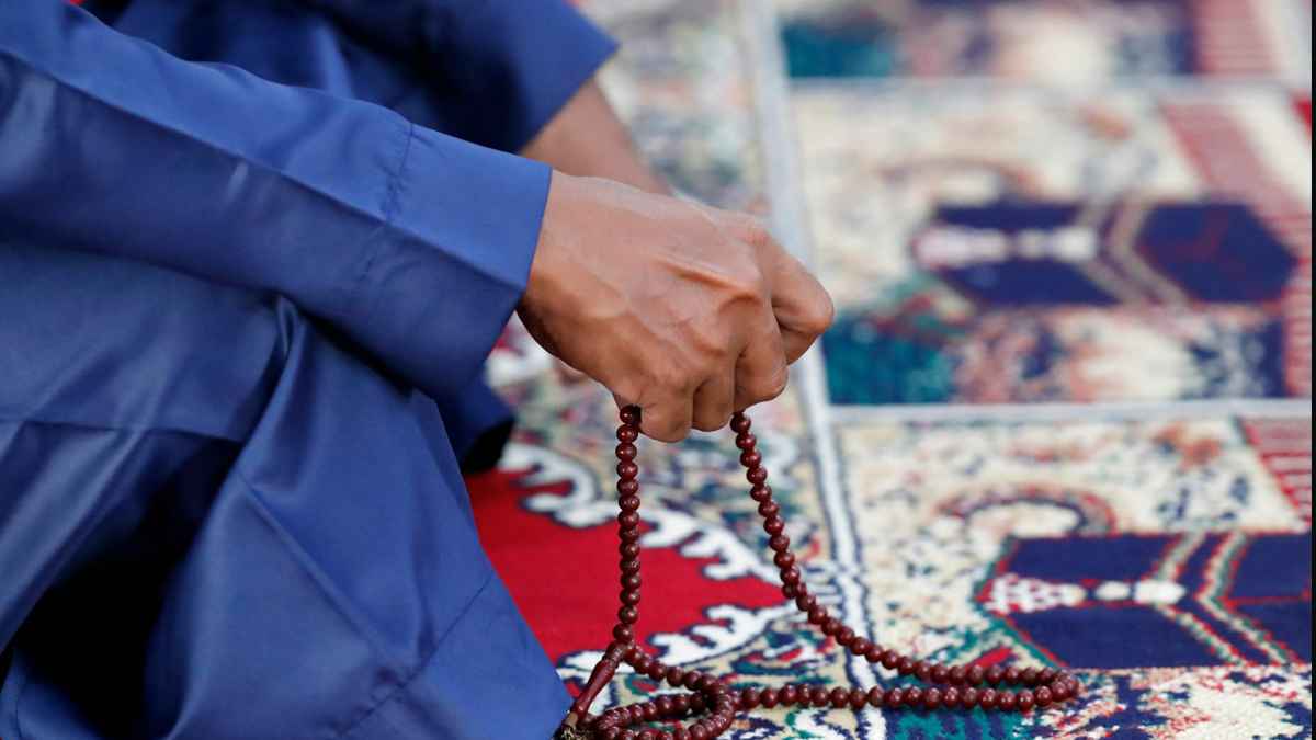 আল্লাহর কাছে মর্যাদার মানদণ্ড তাকওয়া