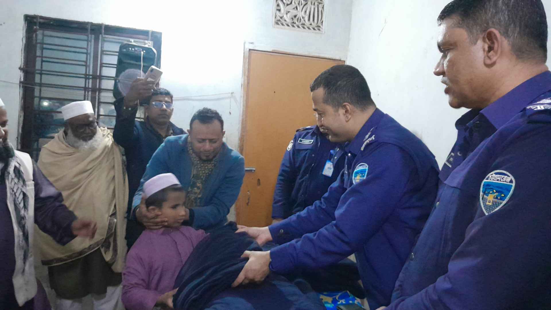 লেখাপড়া না করলে অন্ধ শিক্ষার্থীরা ভিক্ষাবৃত্তি করত: এসপি তারেক