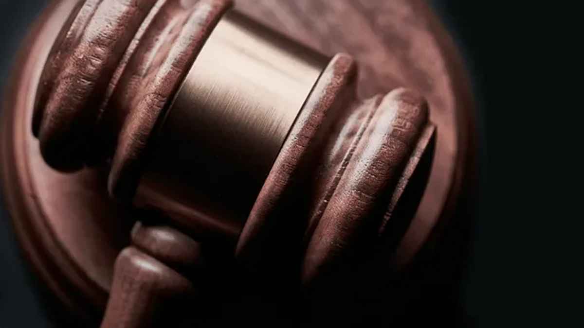 ইসলামে যাদের সাক্ষ্য গ্রহণের সুযোগ নেই