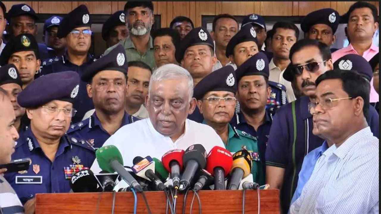 ৮ দফার যৌক্তিক দাবিগুলো প্রধানমন্ত্রী মেনে নেবেন: স্বরাষ্ট্রমন্ত্রী