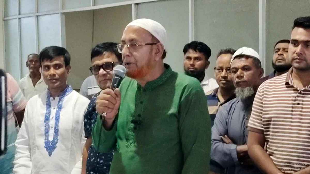 রায়পুরায় বিএনপি নেতার আওয়ামী লীগে যোগদান