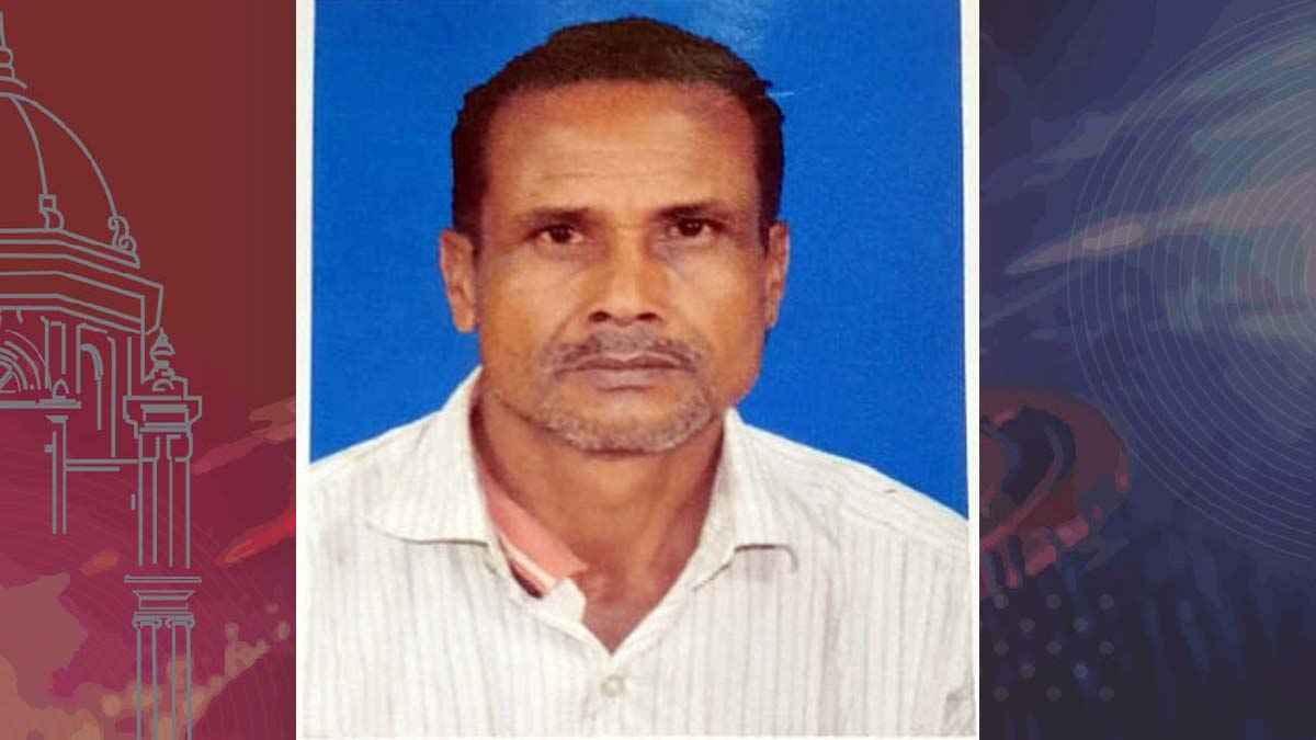 পরিবহনের ধাক্কায় ভ্যানগাড়িসহ খাল পড়ে কৃষকলীগ নেতা নিহত