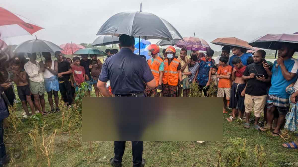 বাকঁখালী নদী থেকে মস্তকবিহীন লাশ উদ্ধার