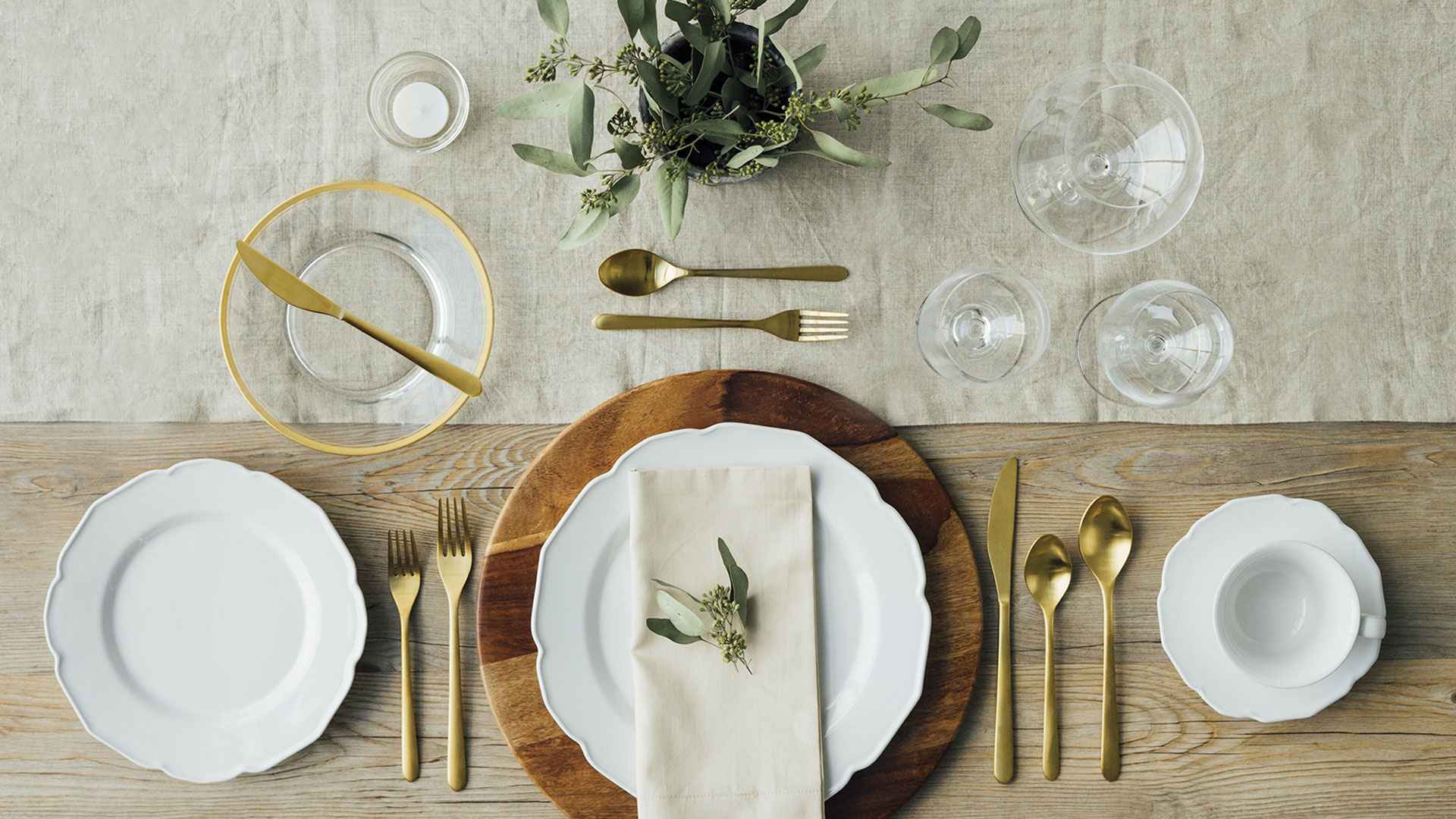 খাবার পরিবেশনে চাই পছন্দমতো ডিনার সেট