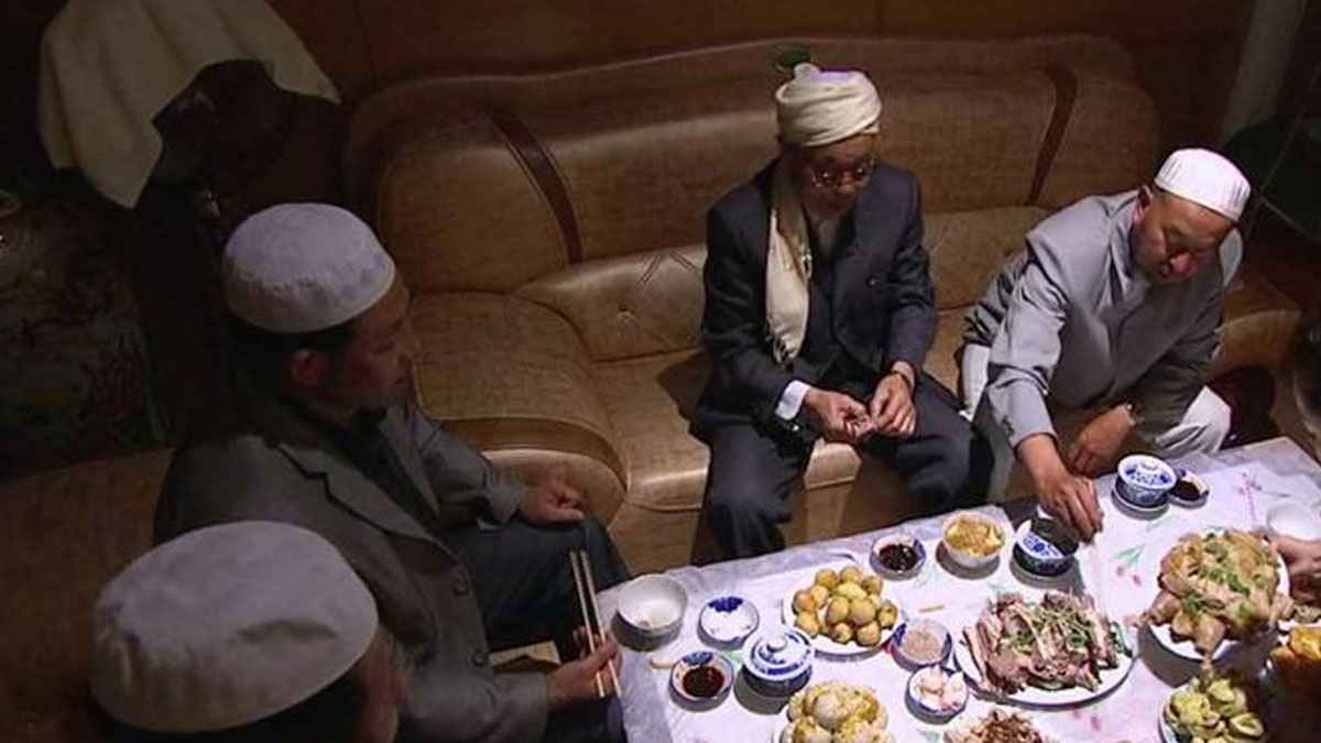 হাদিয়া বা আপ্যায়ন হারাম উপার্জনের হলে গ্রহণ করা জায়েজ?