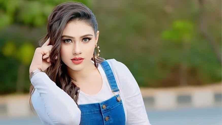 বিজ্ঞাপনে আরাবি রহমান 