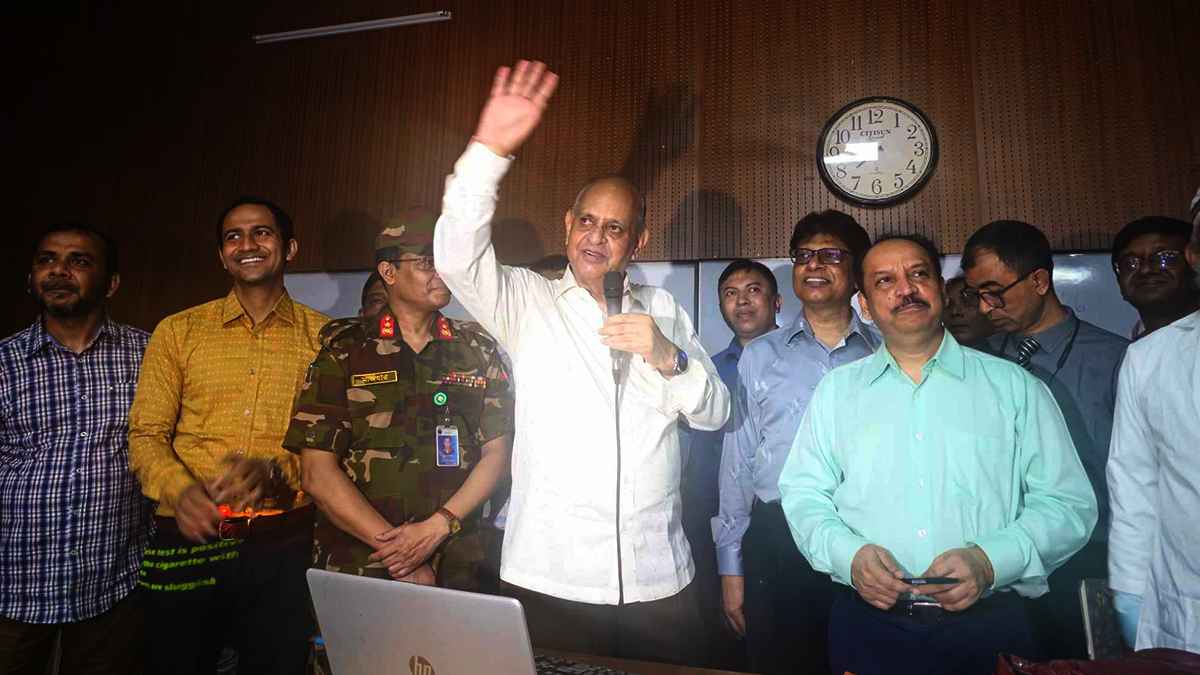 স্বাস্থ্য সুরক্ষা আইন নিয়ে কাজ করে যাচ্ছি: স্বাস্থ্যমন্ত্রী