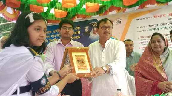 শিবপুরে কৃতি শিক্ষার্থীদের সংবর্ধনা