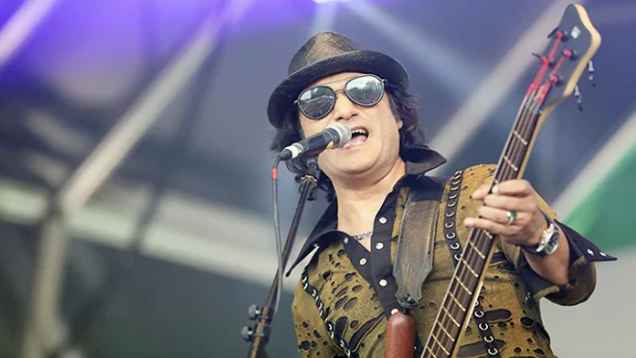 জনপ্রিয় সংগীতশিল্পী শাফিন আহমেদ আর নেই