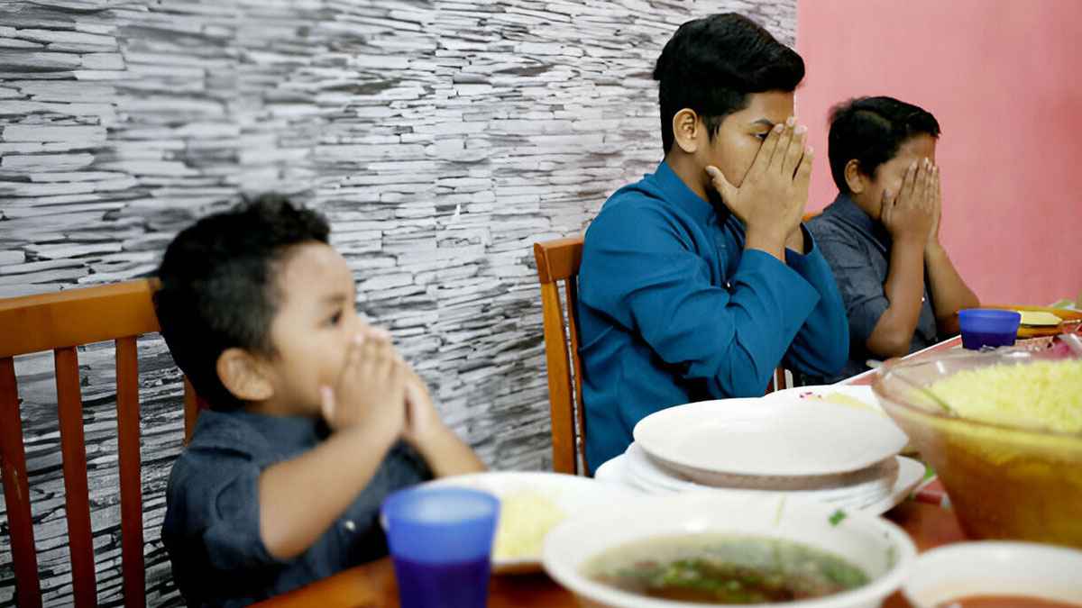 আশুরার দিনের যে আমলে সারাবছর রিজিক ভরপুর থাকে