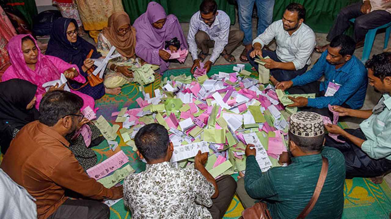 ৬০ উপজেলায় ভোট গ্রহণ শেষ, চলছে গণনা