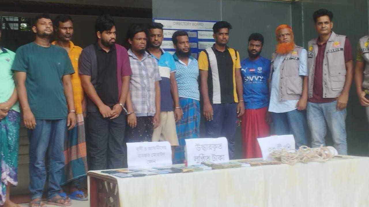 ২৫০ ডাকাতির ঘটনায় জড়িত চক্রটি, এবারের ঈদে ৭টি!