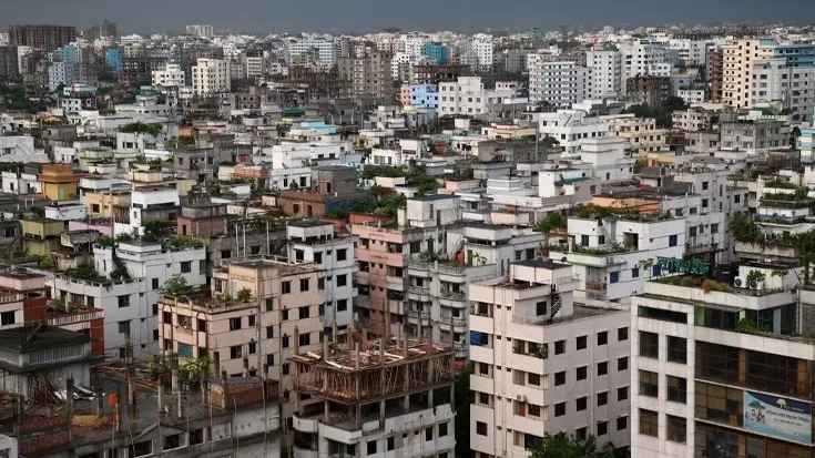বাসযোগ্য শহরের তালিকায় আরও তলানিতে ঢাকা