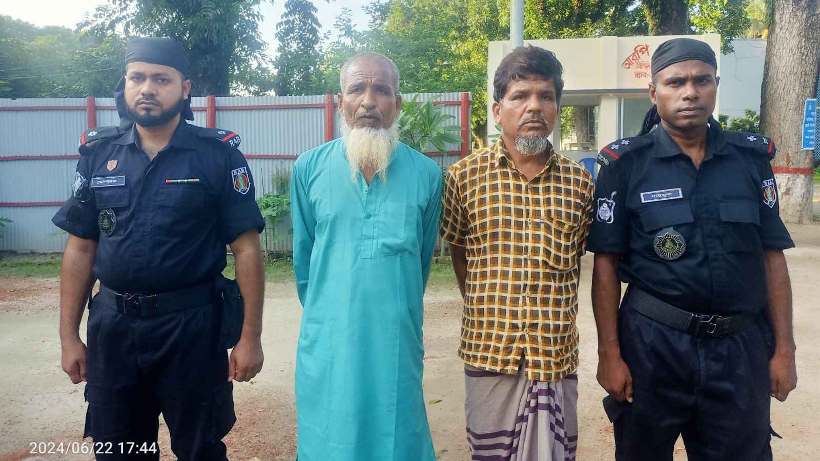 গাইবান্ধায় কুপিয়ে হত্যার ঘটনায় গ্রেফতার ২