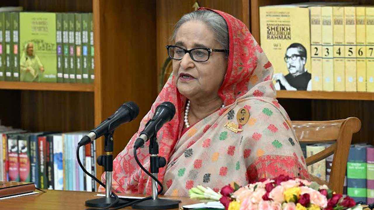 একশ্রেণির জ্ঞান-গুণী দেশের অর্জনের পথে প্রতিবন্ধক: প্রধানমন্ত্রী