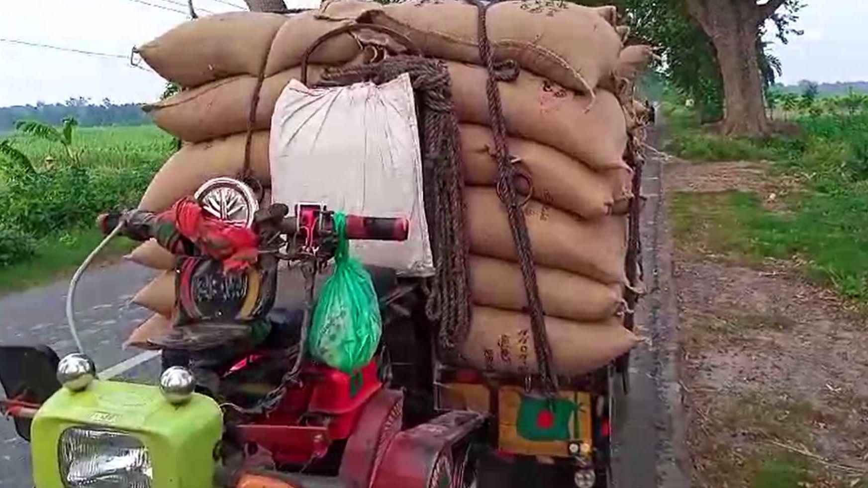 কালীগঞ্জে ভিজিএফের ২৬৪ বস্তা চাল বিক্রির অভিযোগ