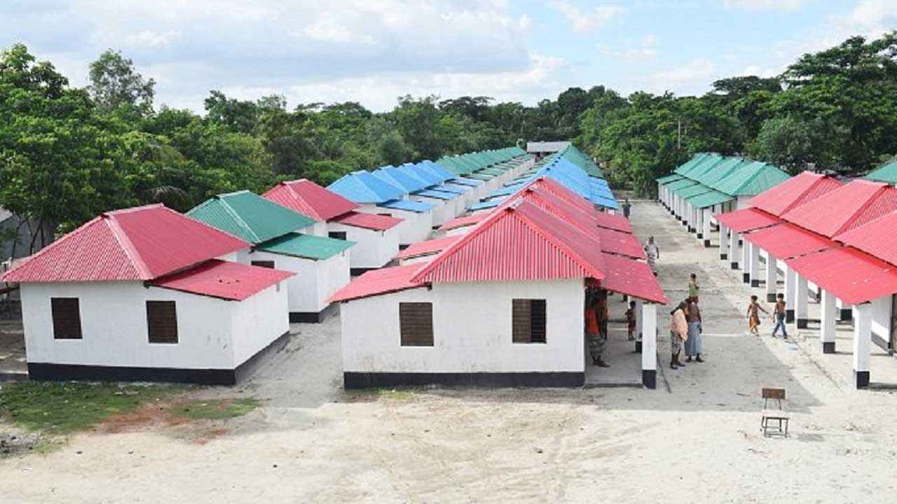 প্রধানমন্ত্রীর ঘর উপহার পাচ্ছে আরও সাড়ে ১৮ হাজার পরিবার