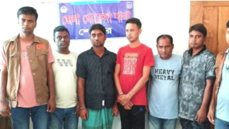 রাস্তায় মাতলামির অভিযোগে যুবলীগ নেতাসহ গ্রেফতার ৫