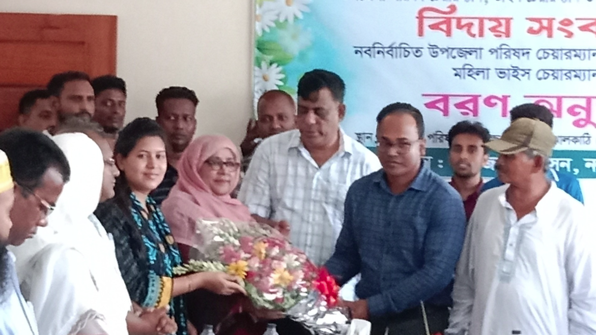 ঝালকাঠিতে দায়িত্ব গ্রহণ করলেন নবনির্বাচিত চেয়ারম্যান