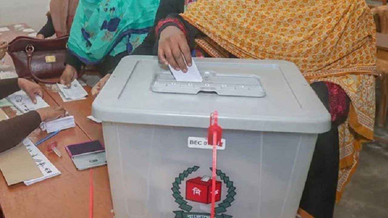 রাত পোহালেই স্থগিত ১৯ উপজেলায় ভোট, প্রস্তুতি সম্পন্ন