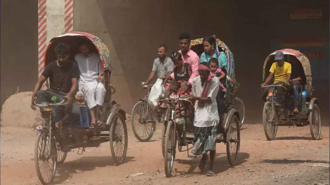 আজ ঢাকার বাতাসের মান ‘মাঝারি’
