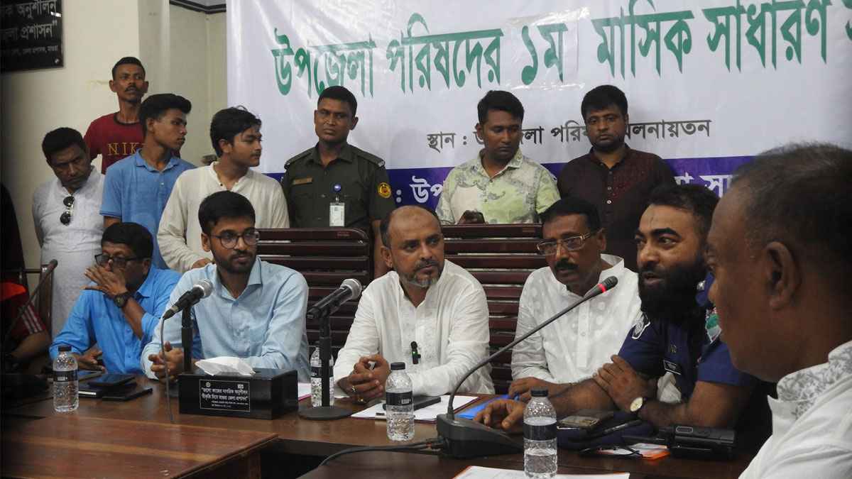 মাগুরায় নব নির্বাচিত উপজেলা চেয়ারম্যান দায়িত্ব গ্রহণ করলেন