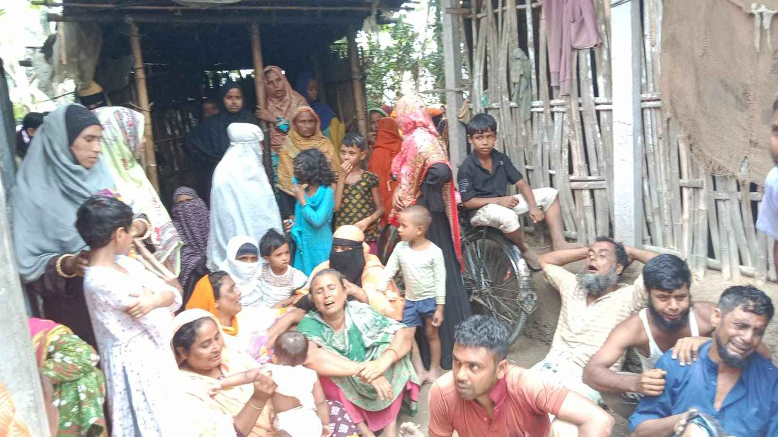 দিনাজপু‌রে ৭৫ বছরের বৃদ্ধাকে গলা কেটে হত্যা