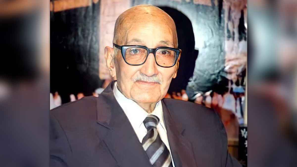 পারিশ্রমিক ছাড়াই মক্কায় মসজিদের নকশা করেন তিনি