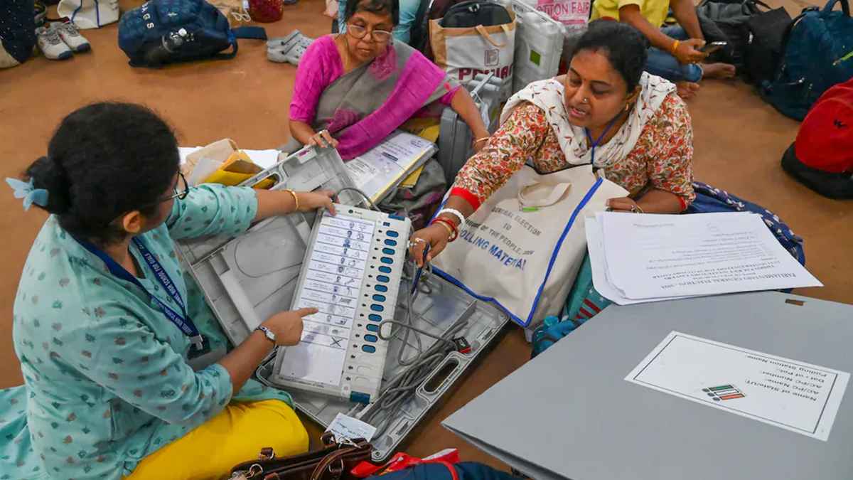 ভারতে বুথ ফেরত জরিপে এগিয়ে বিজেপি