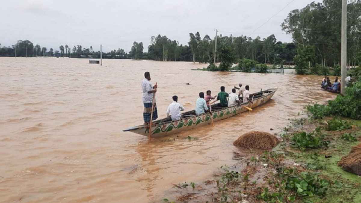 কুড়িগ্রামে নদ-নদীর পানির বাড়ছে, পানিবন্দী ১৫ হাজার মানুষ