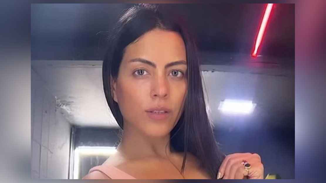 ফ্ল্যাট থেকে অভিনেত্রীর পচাগলা দেহ উদ্ধার