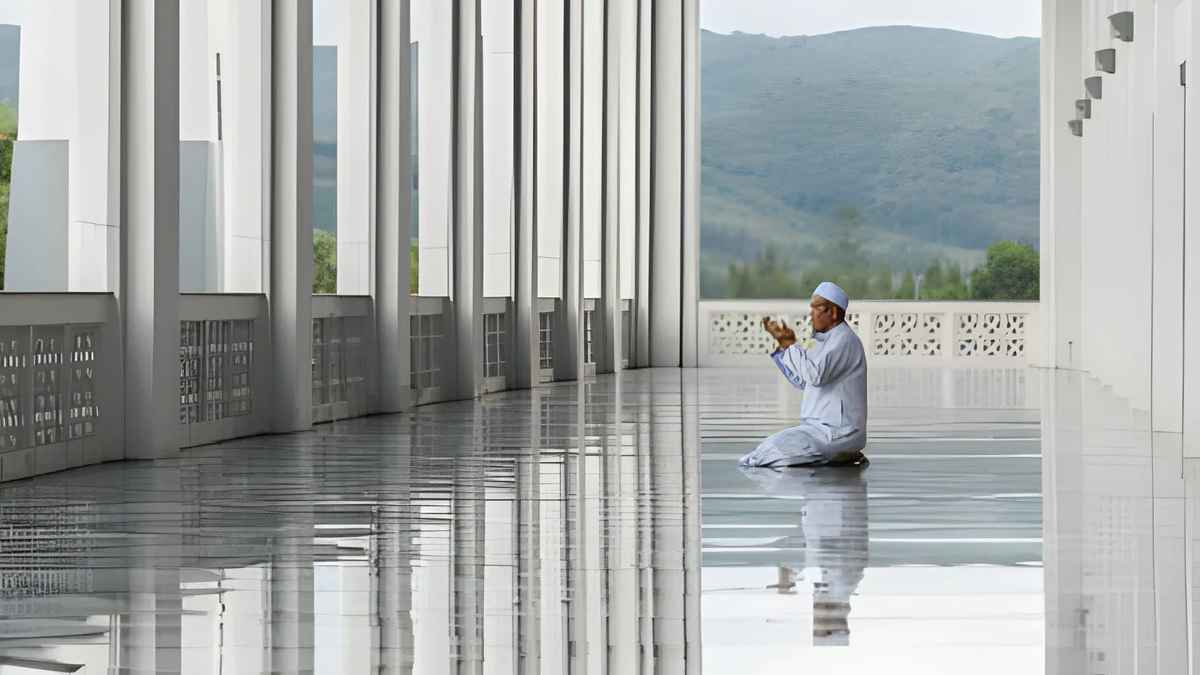 বেনামাজি মানুষের পরকাল কেমন হবে