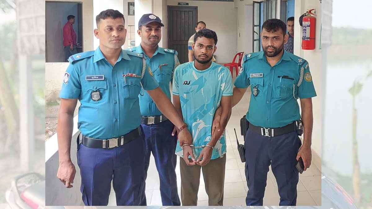 চাকরির ভুয়া বিজ্ঞপ্তি দিয়ে অর্থআত্মসাত, যুবক গ্রেফতার