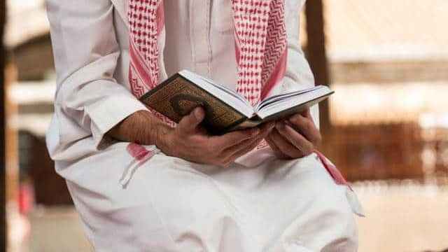 আল্লাহ যাদের জন্য মানুষের অন্তরে ভালোবাসা ঢেলে দেন