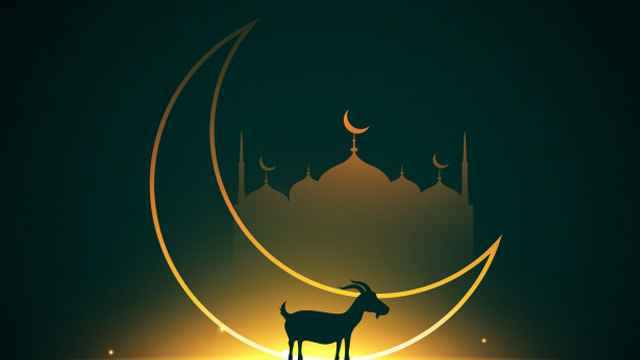 কোরবানি করলে দুনিয়া-আখেরাতে যে প্রতিদান পাবেন