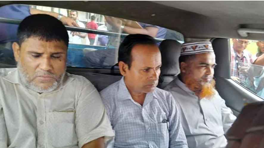 গৌরনদী পৌরসভা উপনির্বাচন: ঘুষের টাকাসহ তিন প্রিজাইডিং অফিসার আটক