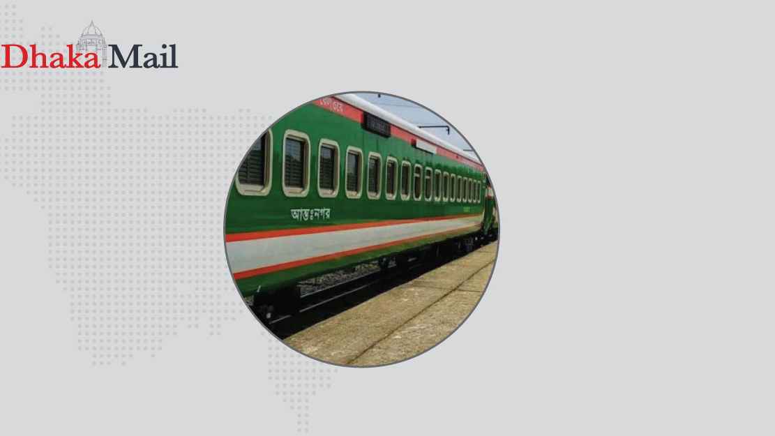 নাচোলে ট্রেনের ধাক্কায় পথচারীর মৃত্যু