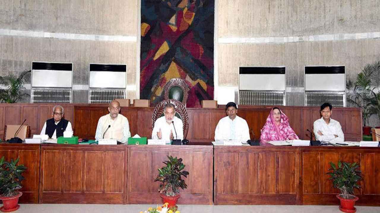 ট্রেনের সামনে সিসি ক্যামেরা বসানোর সুপারিশ