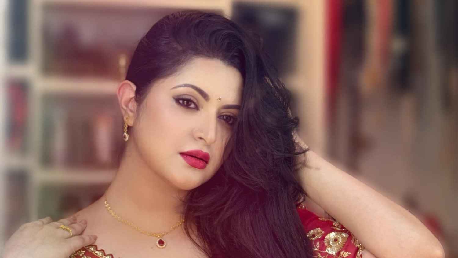 এবার কলকাতার ছবিতে পরীমণি, সঙ্গে সোহম