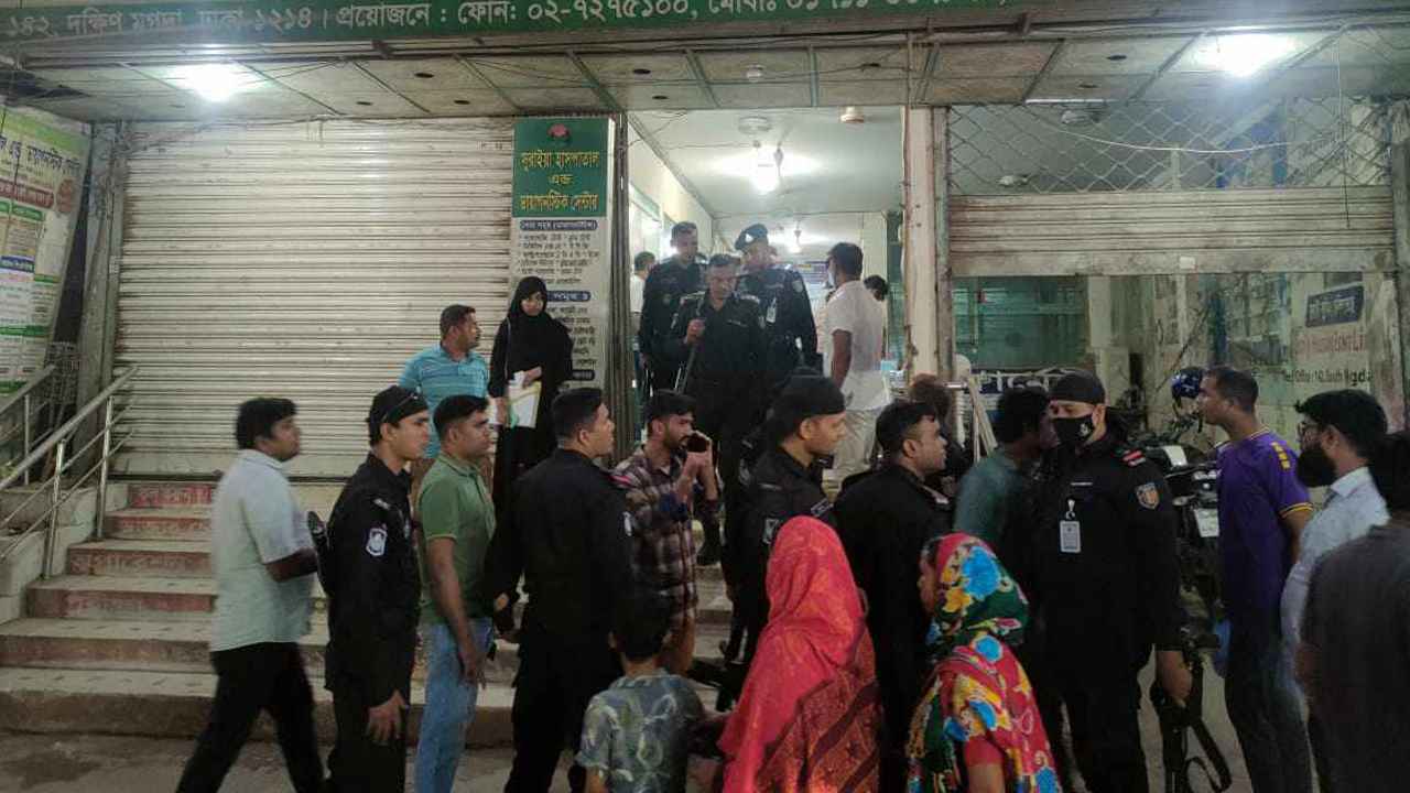 হাসপাতাল-ক্লিনিকে অভিযান, ১৪ লাখ টাকা জরিমানা