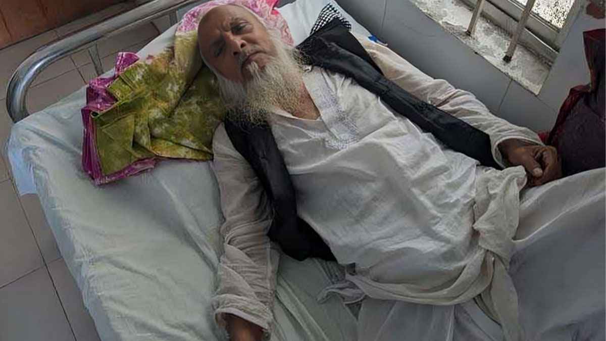 খানজাহান আলীর মাজারের প্রধান খাদেমের ওপর হামলা