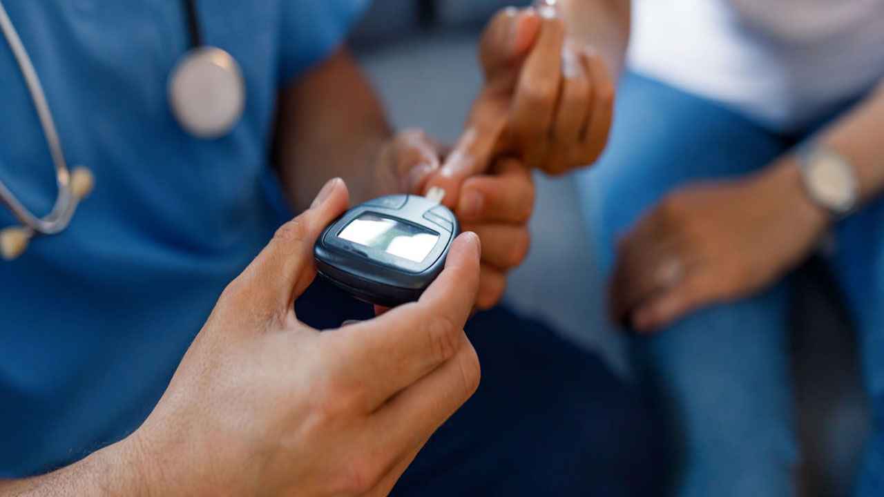 মিষ্টি ছাড়ার পরও ডায়াবেটিস কমে না যেসব অভ্যাসের কারণে