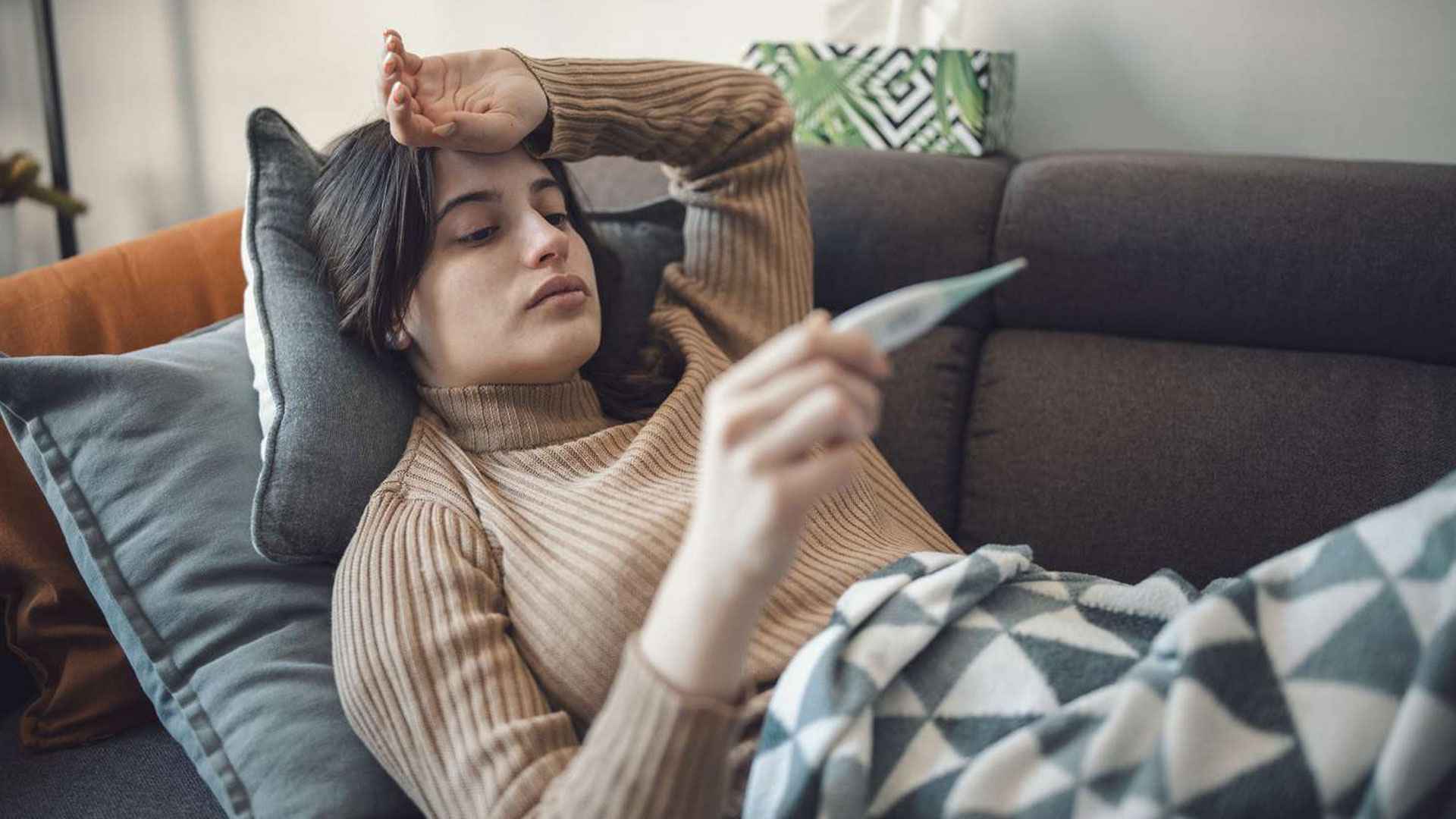 ঘন ঘন জ্বর হতে পারে কিডনি সমস্যার ইঙ্গিত