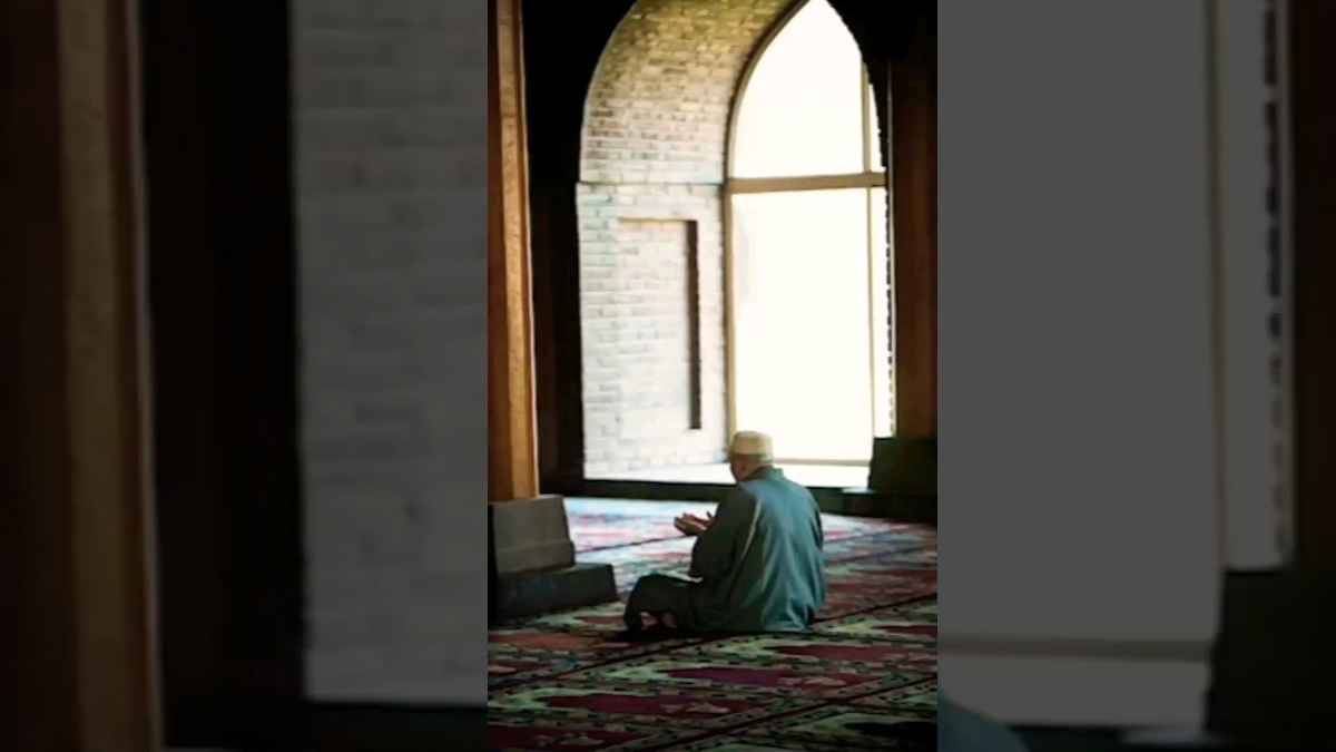 ইতেকাফের বিধান ও প্রতিদান