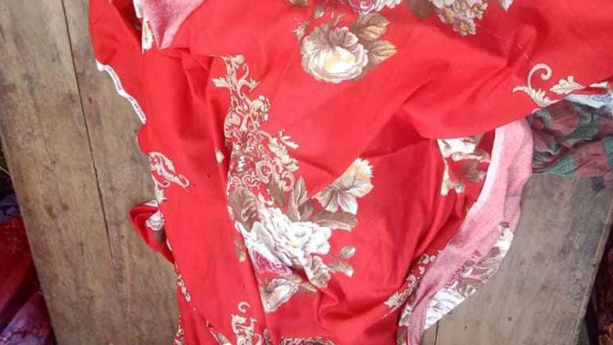 মেহেরপুরে হারভেস্টার মেশিনের নিচে চাপা পড়ে কৃষকের মৃত্যু