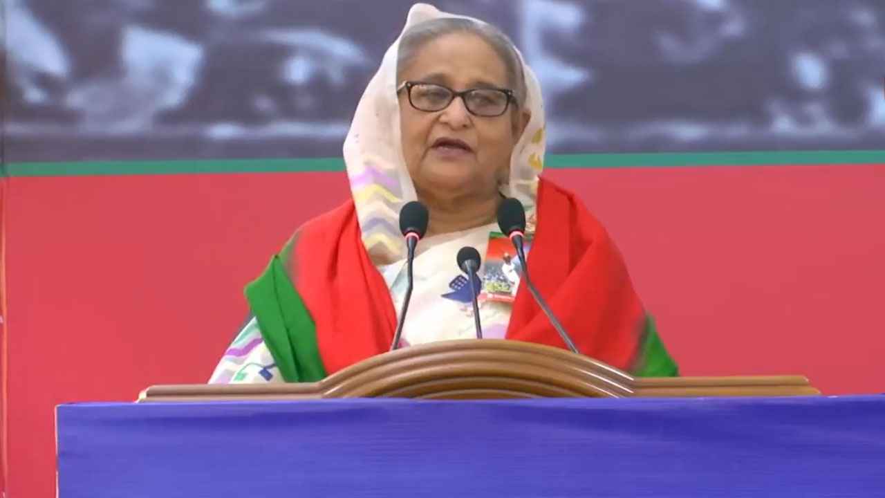 ‘যারা দেশের উন্নয়ন চায় না, তাদের কেন মানুষ ভোট দেবে?’